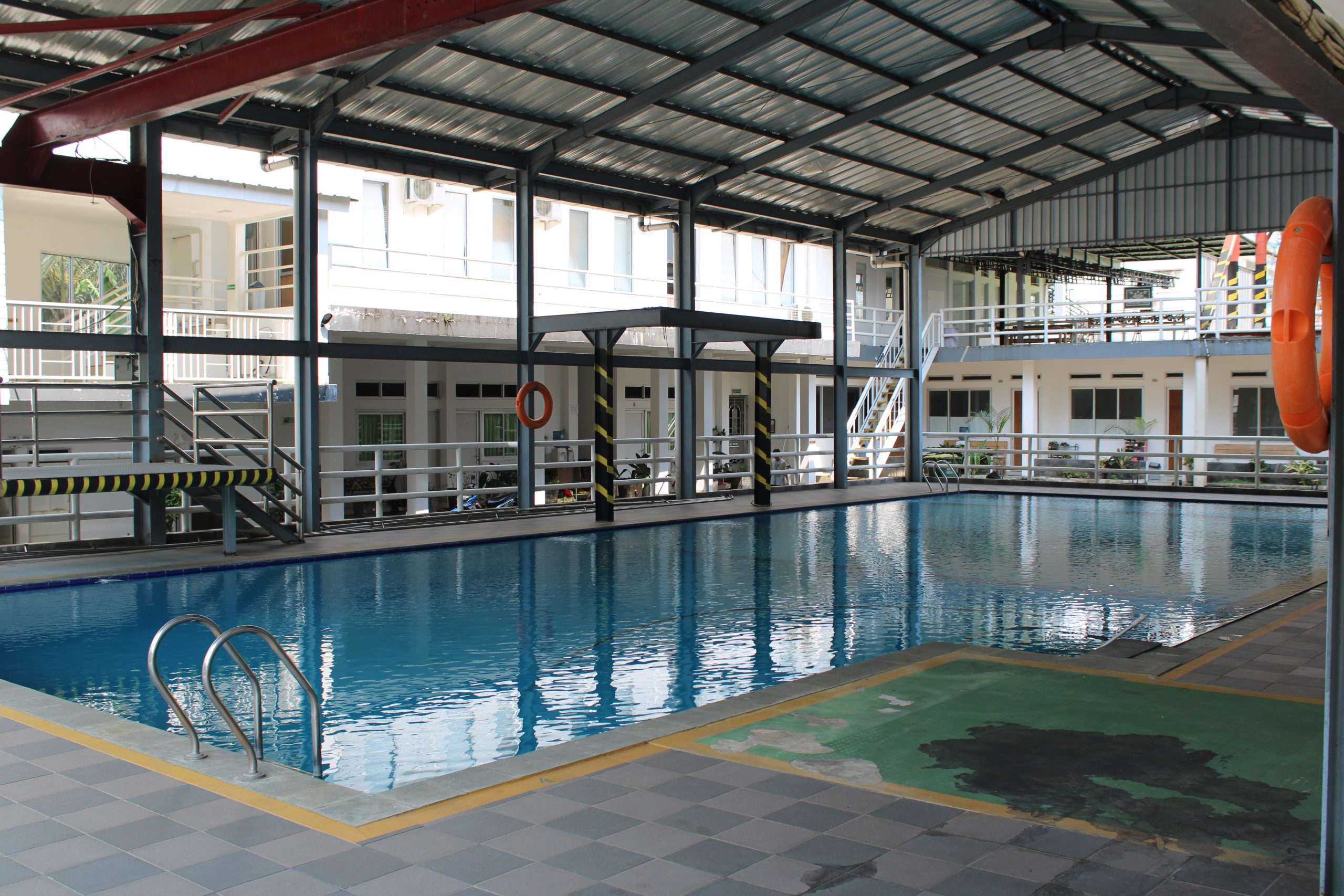 Kolam Renang - SMP Bina Insan Boarding School