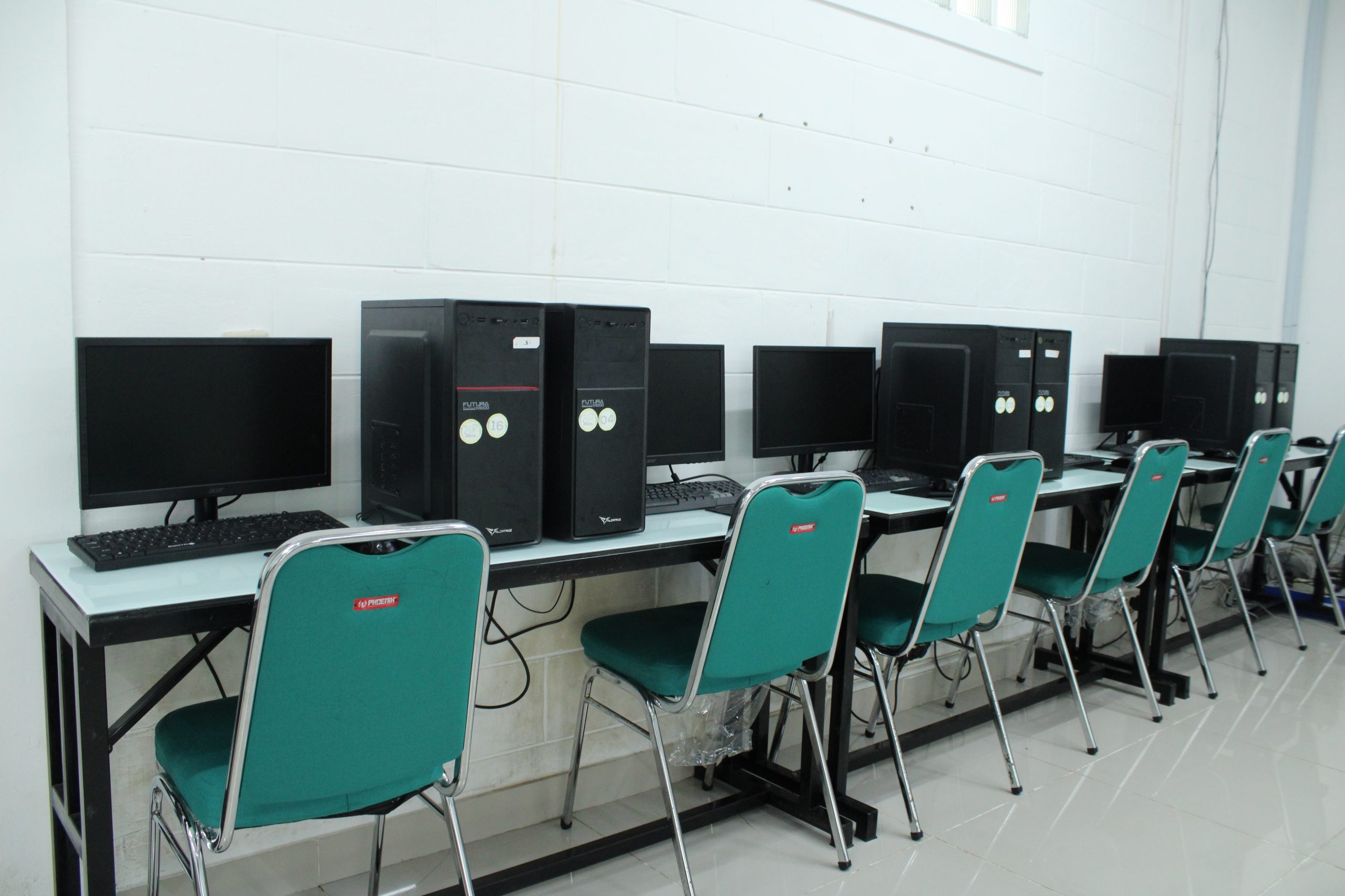 Lab Komputer - SMP Bina Insan Boarding School