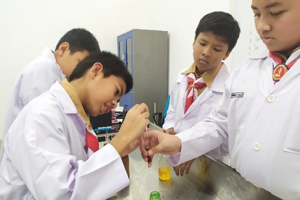 Student Research - SMP Bina Insan Boarding School