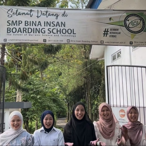 Testimoni Alumni BIBS angkatan 2009-2011 - SMP Bina Insan Boarding School