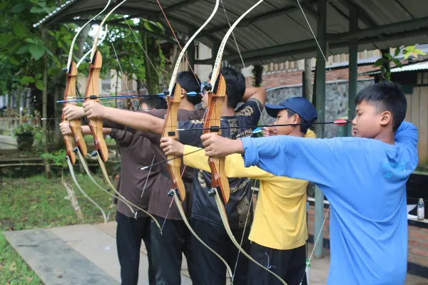 Ekskul dan Klub - SMP Bina Insan Boarding School